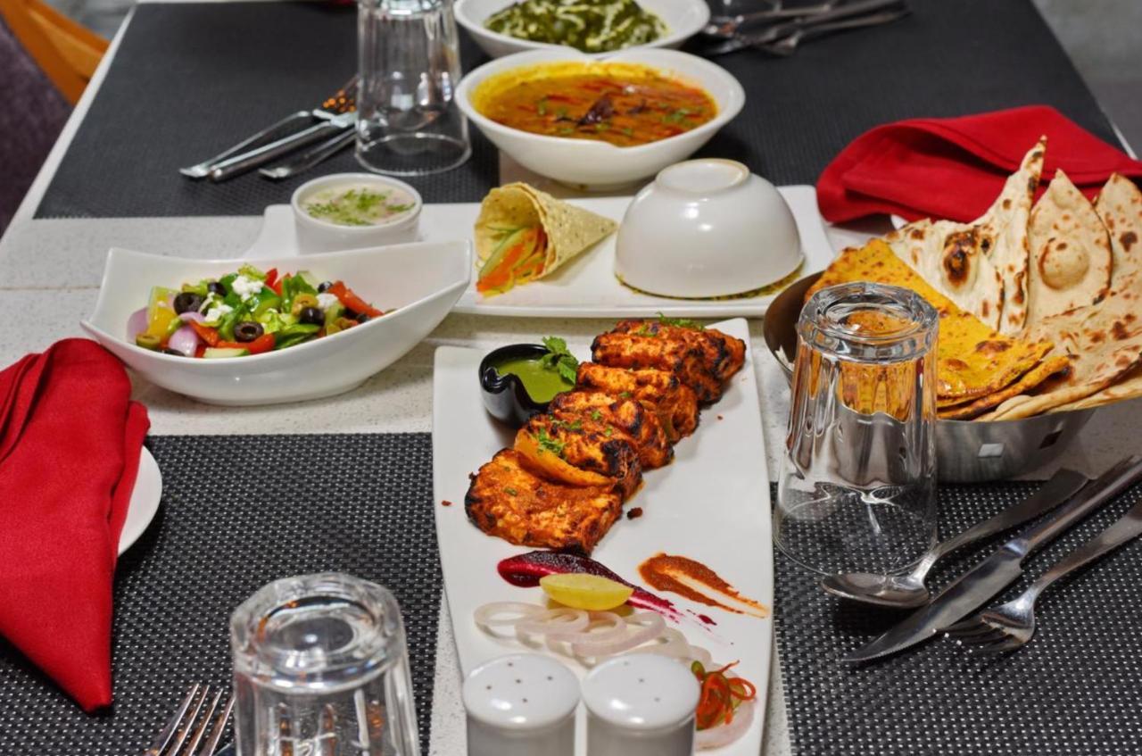 Hotel York Legacy -3 Minutes Walk From New Delhi Railway Station 'The 5 Star Ambience' Newly Built Εξωτερικό φωτογραφία